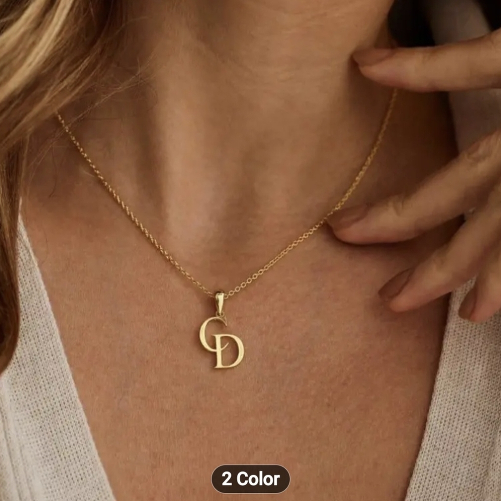 💛💛NEW💛💛 ELEGANT!! Interlocking Letters Charm Necklace In GOLD Plating